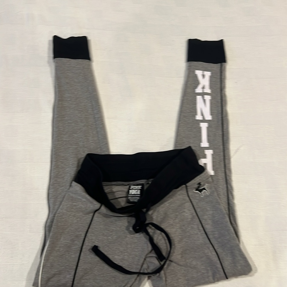 Victoria Secret leggings - Picture 4 of 5